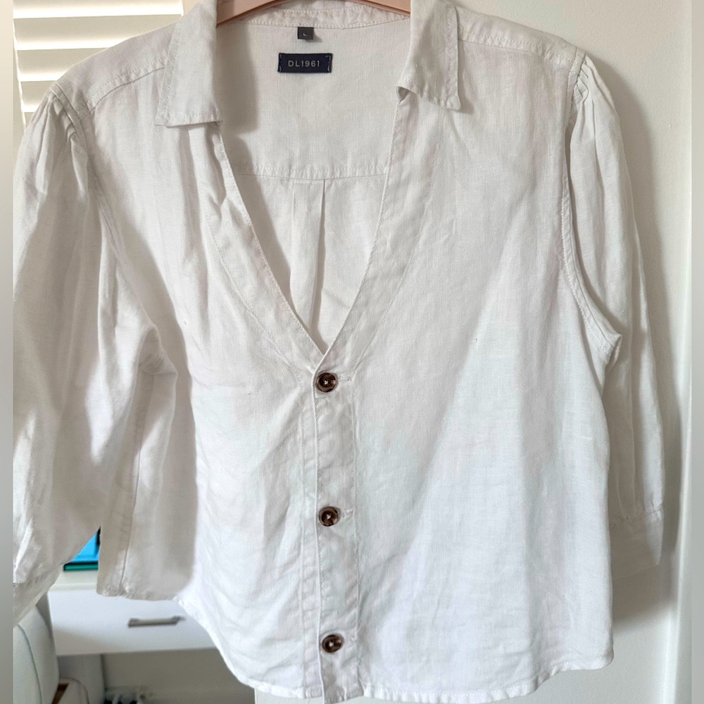 Summer top great material and good condition.